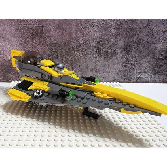 LEGO Star Wars Jedi Starfighter (75281) - Complete with Manual & Minifigures - Picture 1 of 9